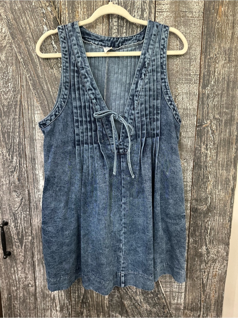 Washed Denim Sleeveless V-Neck Pintuck Dress